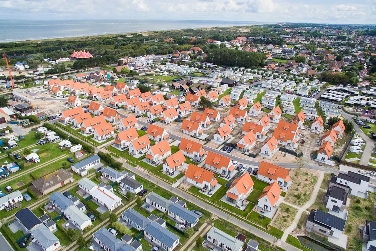Breeduyn Village
