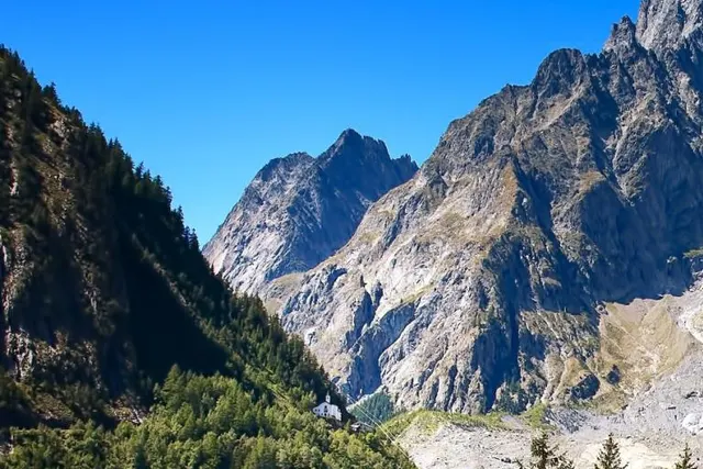 Camping Grandes Jorasses
