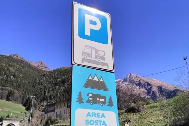 Area sosta camper Presolana