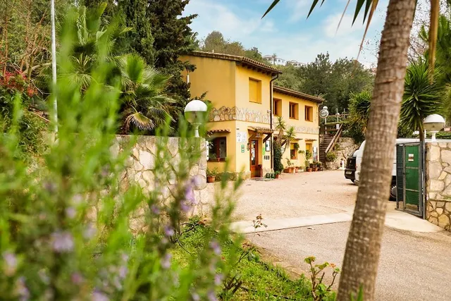 Camping & Bungalows Vall de Laguar
