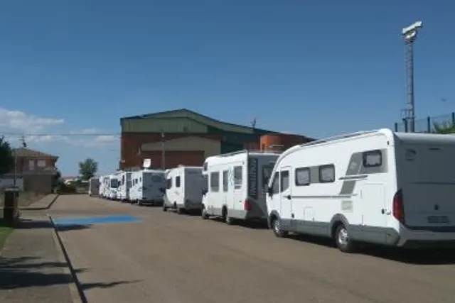 Área de Autocaravanas Calle El Molinon, Santa Maria del Paramo