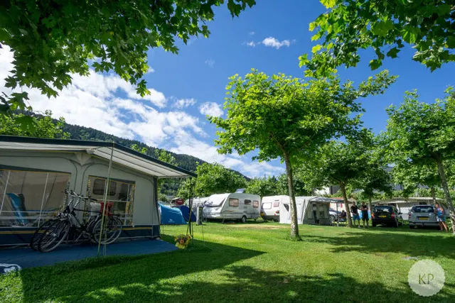 Ideal Camping Lampele (lake.bike Basecamp)
