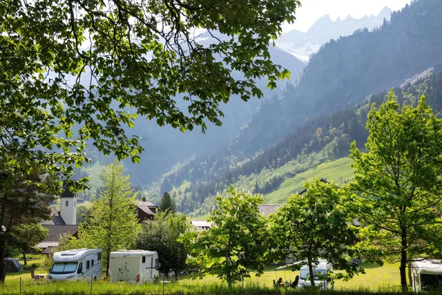Wohnmobil-Stellplatz Hotel Segnes