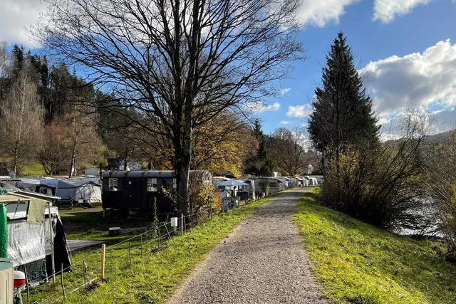 Camping Saland