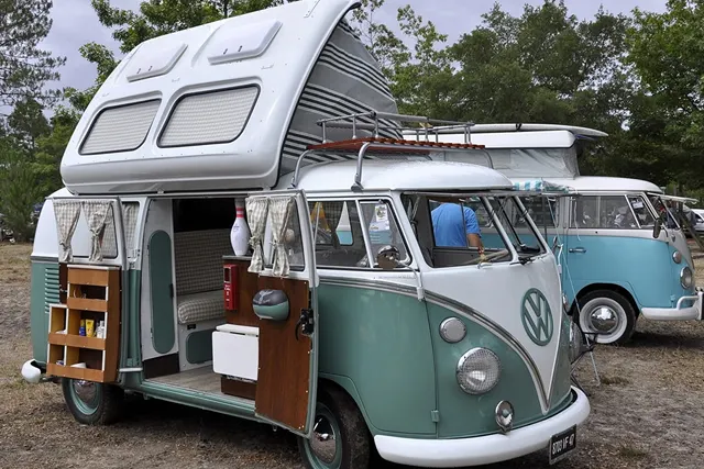 Treigny Aire de service et stationnement