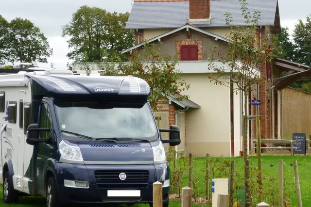 Aire de camping-car de la gare de Guiscriff