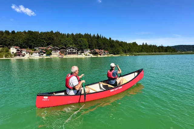 Aire de stationnement Ougney-Douvot.