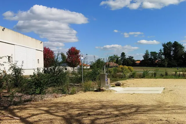 Aire de camping-car Nueil-Les-Aubiers