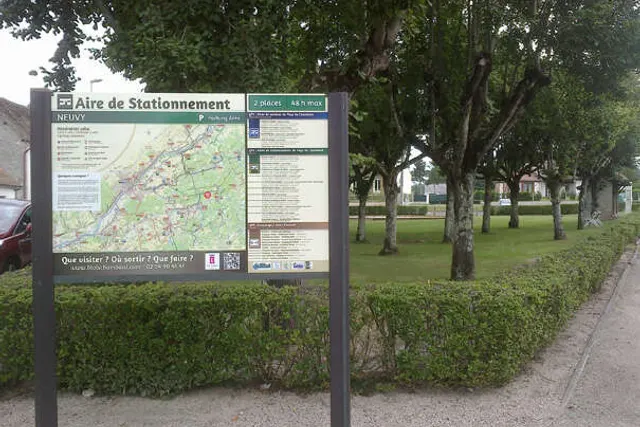 Aire camping-cars - Neuvy