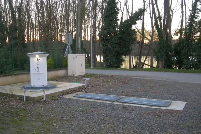 Aire Camping-car Tournon-Saint-Martin