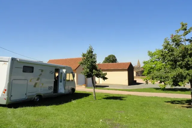 Aire de Camping-car La Vineuse