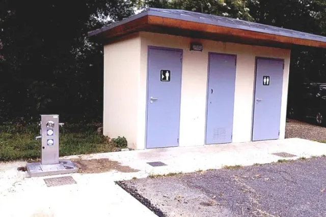 Aire Municipale de camping-car - Lencloître