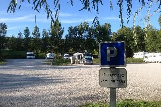 Aire de Camping Car Lautrec