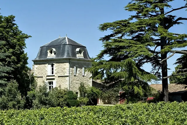 Aire de camping-car Château Cassagne Haut-Canon