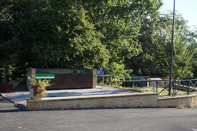 Aire communale de Saint-Sauveur
