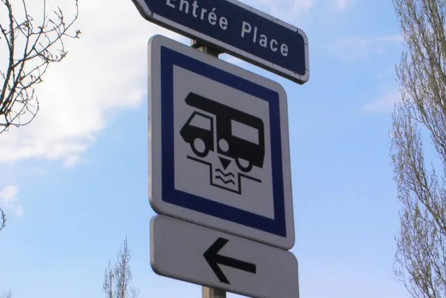 Aire de stationnement de Ploeuc-L’Hermitage