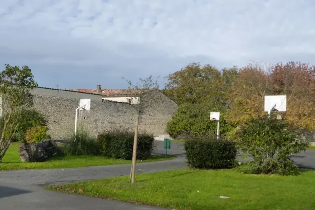 Aire de services camping-cars de Criteuil-la-Magdeleine