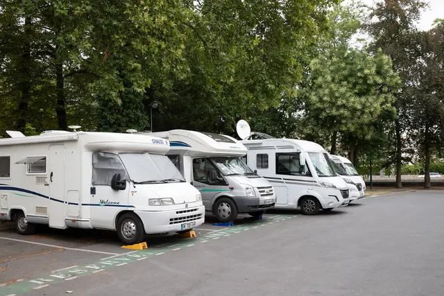 Aire de service et de stationnement , Centre International de Séjour, Chausée bocquaine