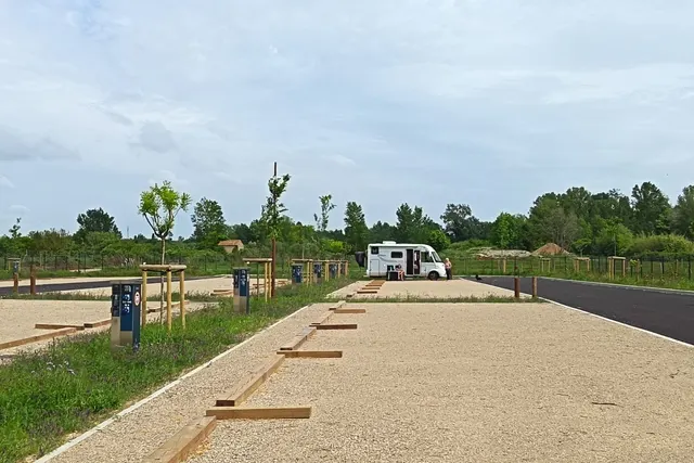 Aire de Camping-Car de Colombiers