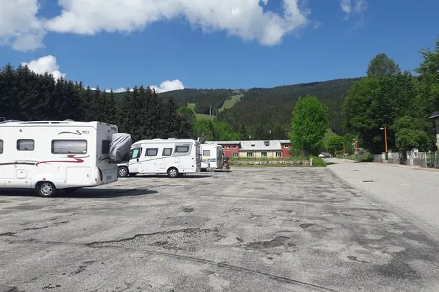 Aire de stationnement camping cars Méaudre