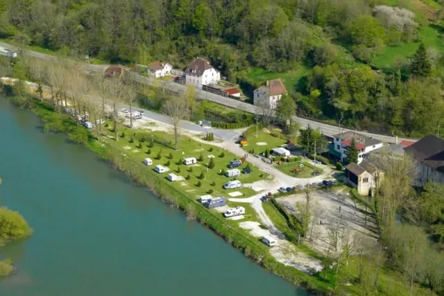 Camping Municipal des Iles