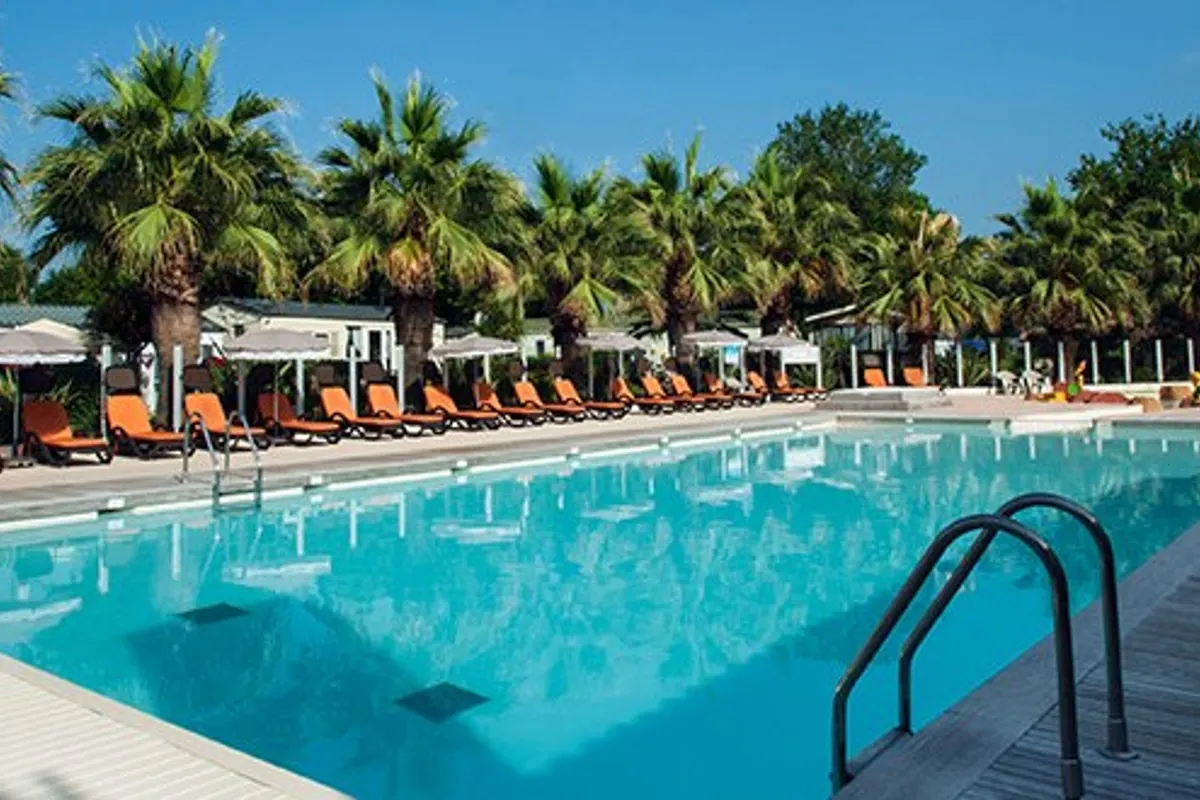 Holiday Marina Resort