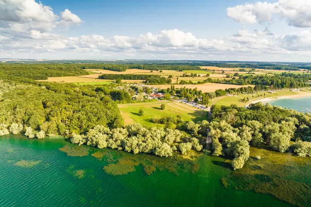 Le Lac d'Orient