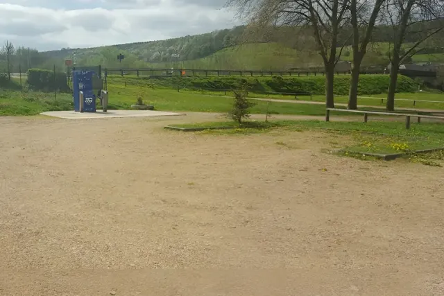 Aire Camping Cars Notre-Dame-de-Courson