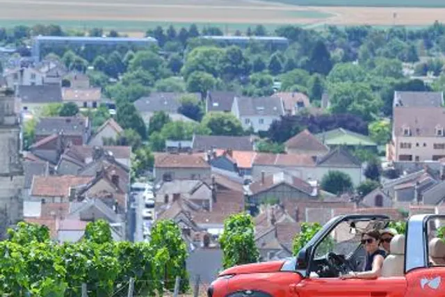 Aire de stationnement Mareuil sur Ay