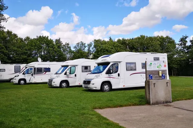 Aire de camping-cars Villiers-Charlemagne