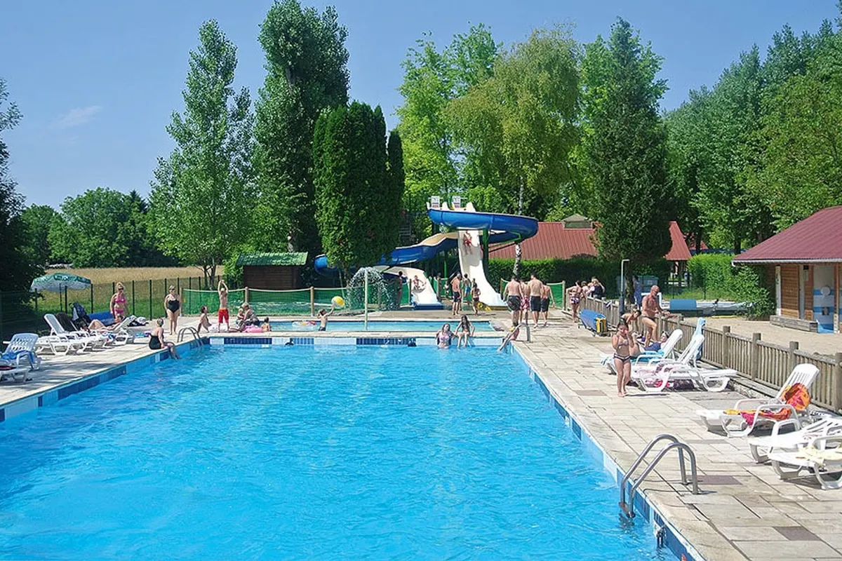 Camping Le Val d'Amour