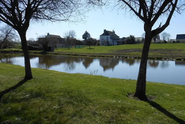 Aire de la coulée verte - Saint-Michel-et-Chanveaux