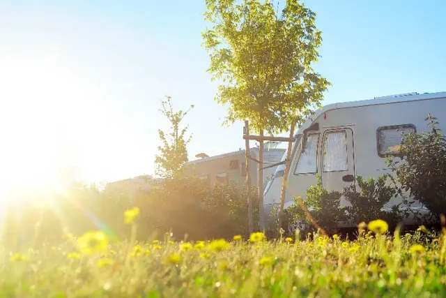 Aire de camping-car Saint-Jouin de Brunnval