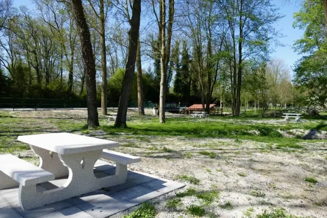 Aire de Bergnicourt