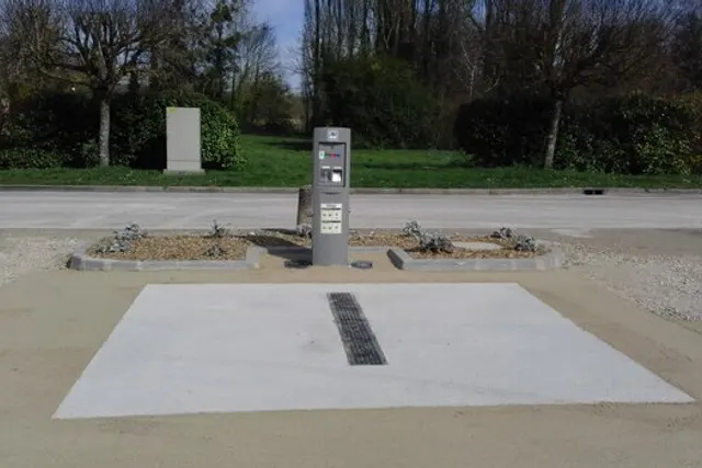 Aire camping-car Pontigny-Yonne