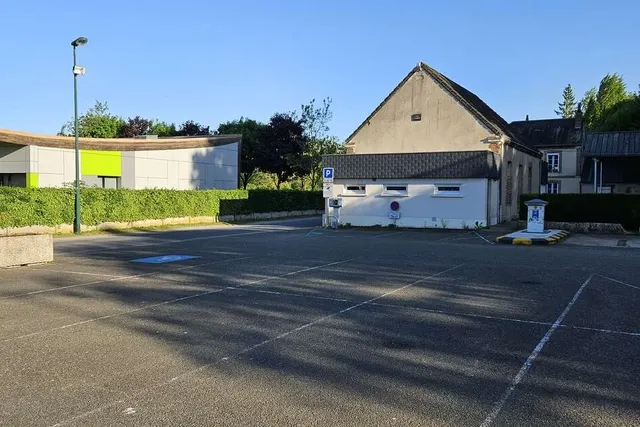 Aire de camping-car de Saint-Denis-Lanneray
