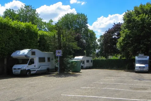 Aire de stationnement et de service de Gournay-en-Bray