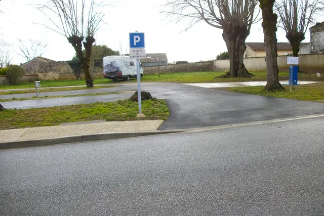 Aire de services Camping-cars de Burie