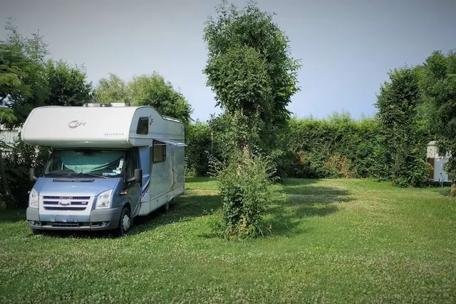 Aire de Camping-Car Aire sur la Lys