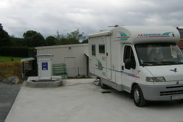 Aire de service pour camping-cars à Saint-Honore-les-Bains