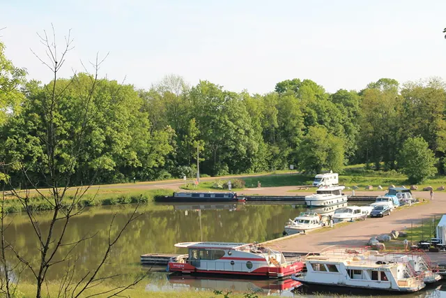 Aire de Service pour Camping-Car de Chaumot