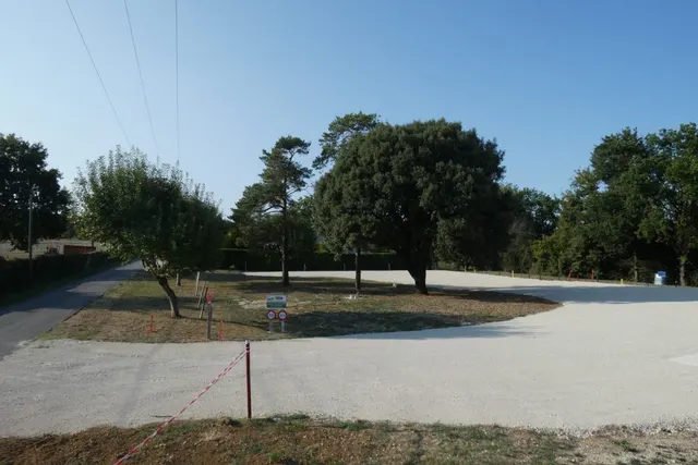 Aire de service camping-cars La Tourette