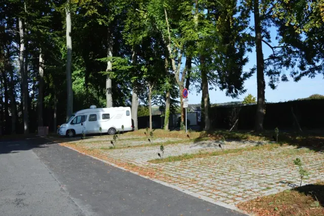 Aire de stationnement et de service de Duclair