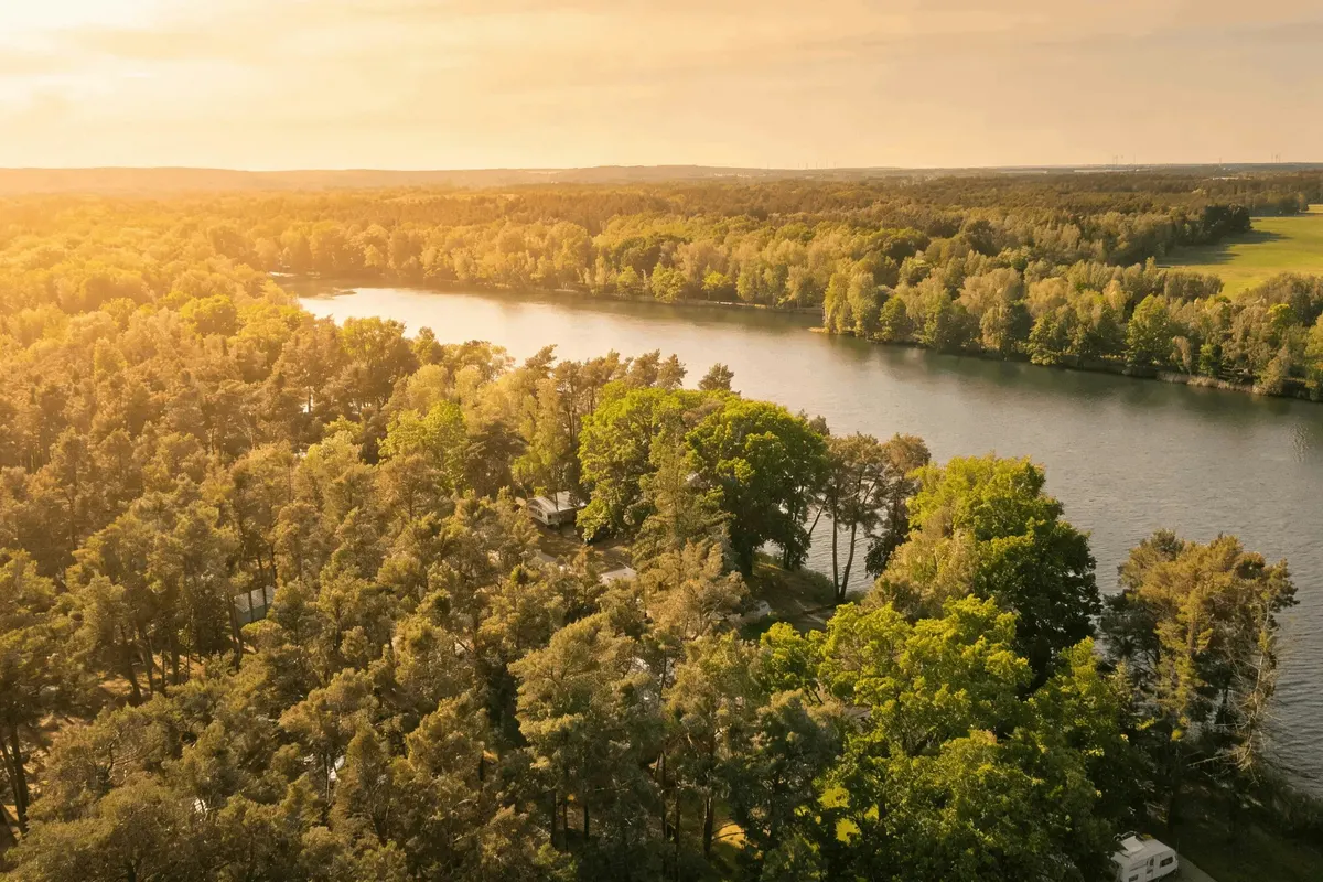 Campingplatz Waldbad Bornsdorf und Waldrestaurant