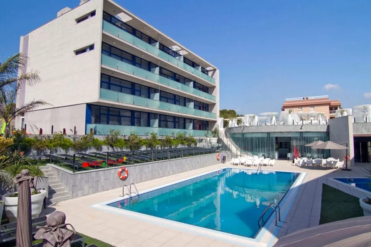 Apolo Suites