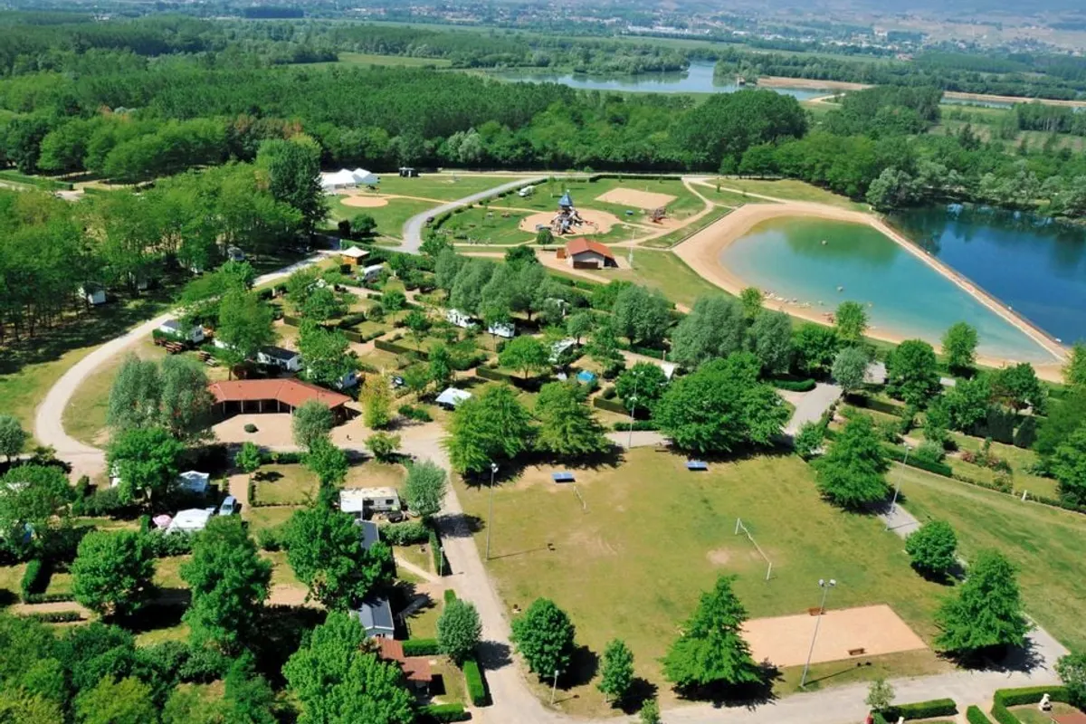 Camping du Lac de Cormoranche