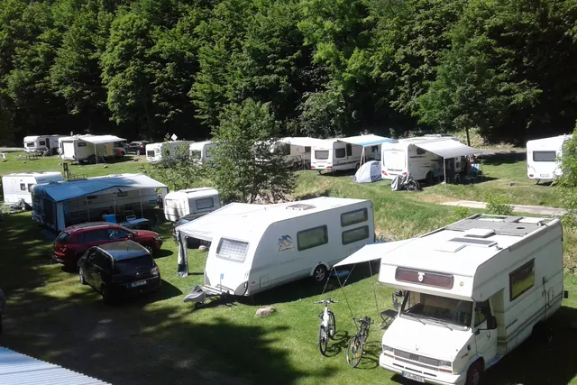 Les plus beaux campings en Saksen — avec Campingplatz Rehbocktal à l'honneur