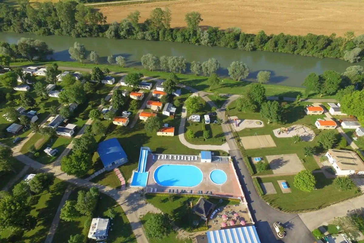 Camping Les Bords de Loue