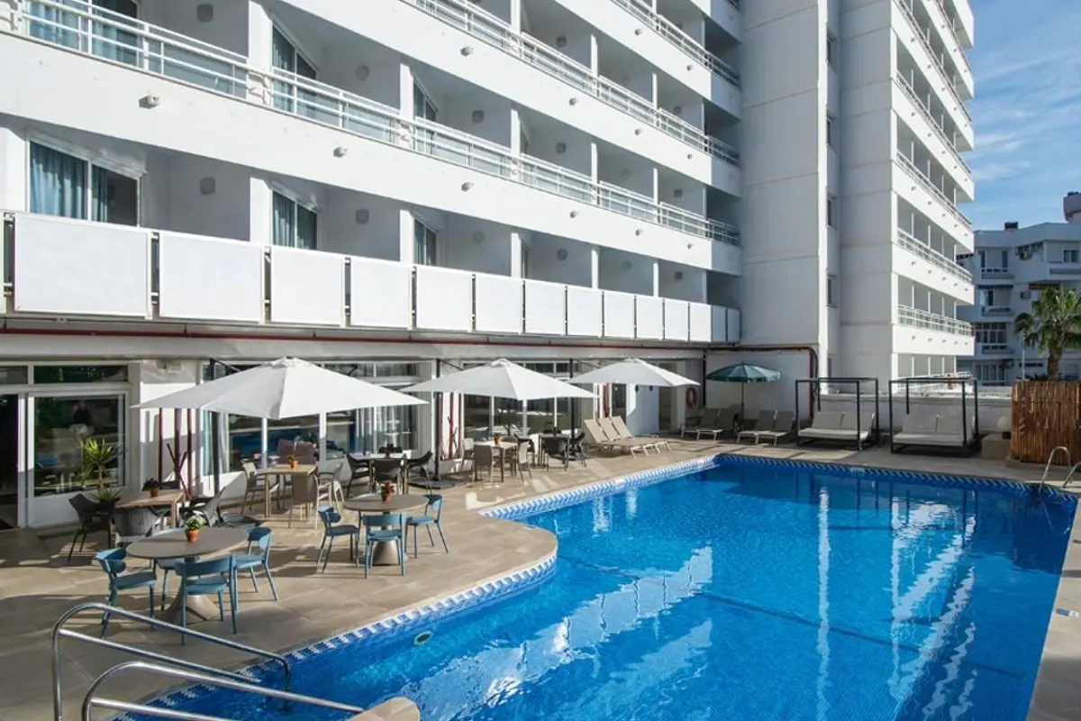 Pierre & Vacances Hotel Costa Málaga (Adults only)