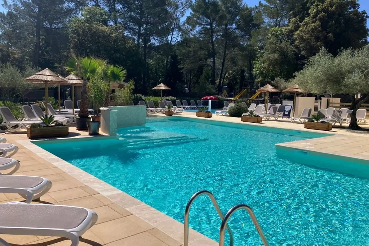 Camping le Relais de la Bresque